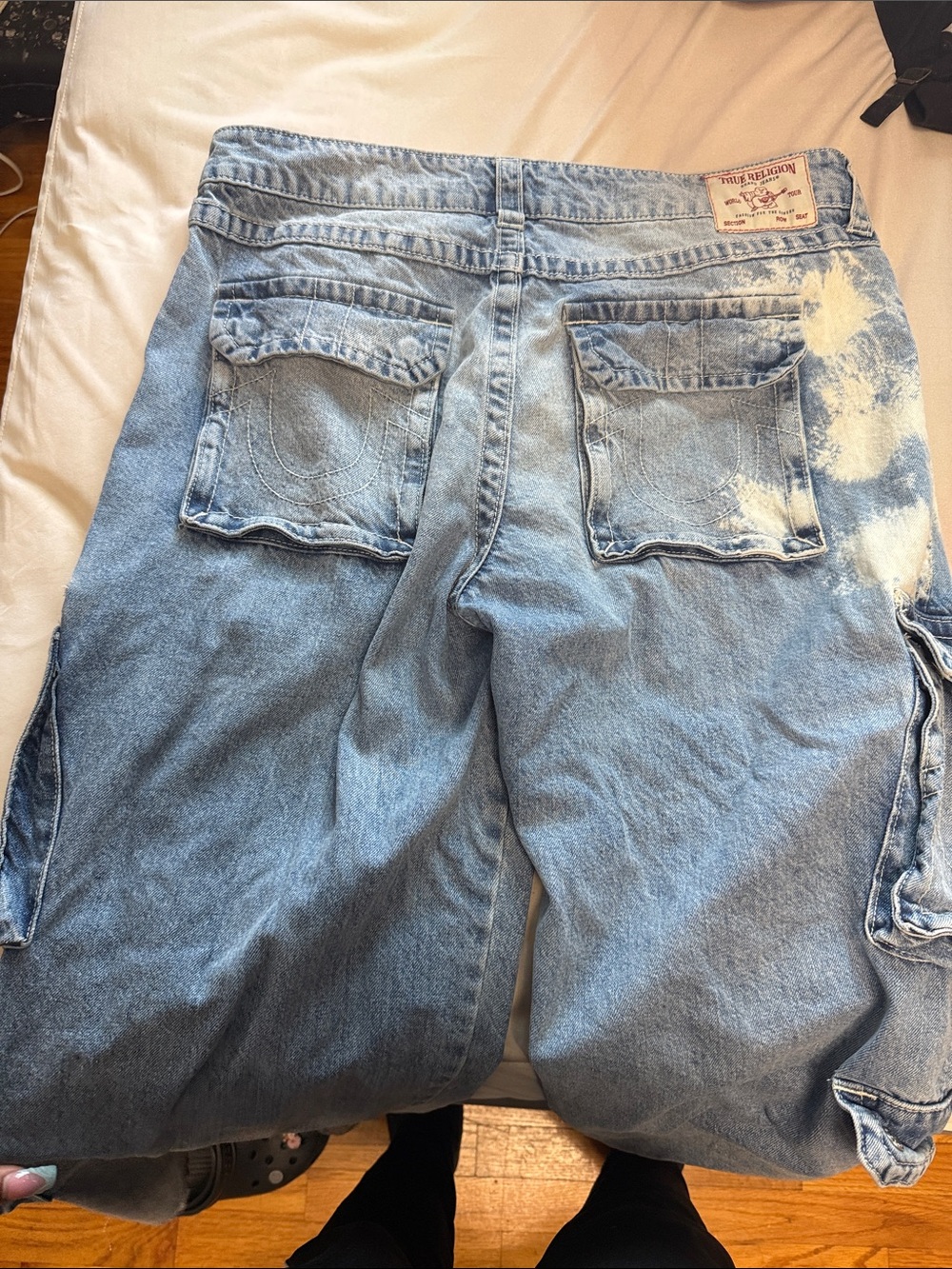 True Religion Light Blue Distressed Cargo Jeans for women - Picture 3 of 3